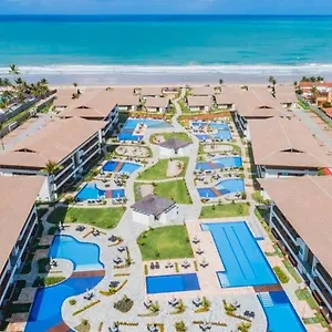 https://flat-beach-cupe-living-na-praia-do-cupe.portodegalinhashotels.com
